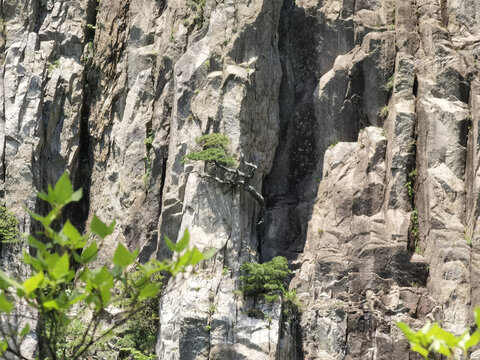 黄山石床峰