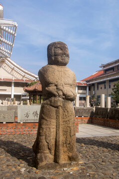 石将军石像