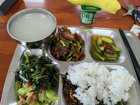 机关打饭