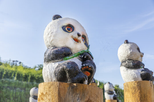 熊猫雕像