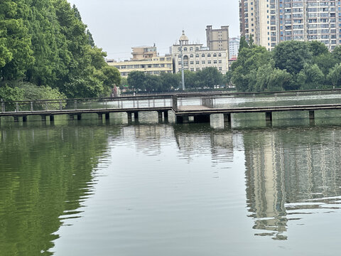 湖景