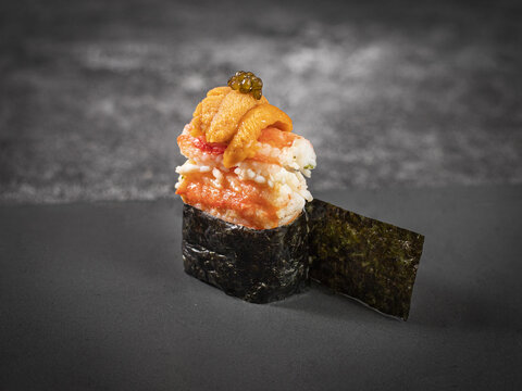 蟹肉海胆寿司
