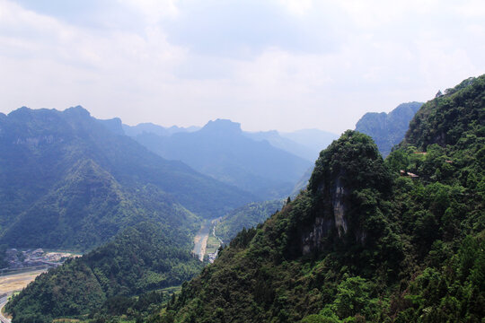 矮寨风光的景色