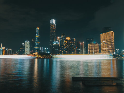 珠江夜景东西塔珠江河