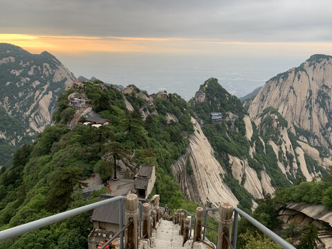 登山
