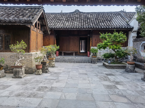 邓恩铭烈士故居