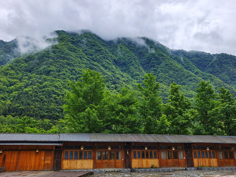 四川北川吉娜羌寨青山木屋