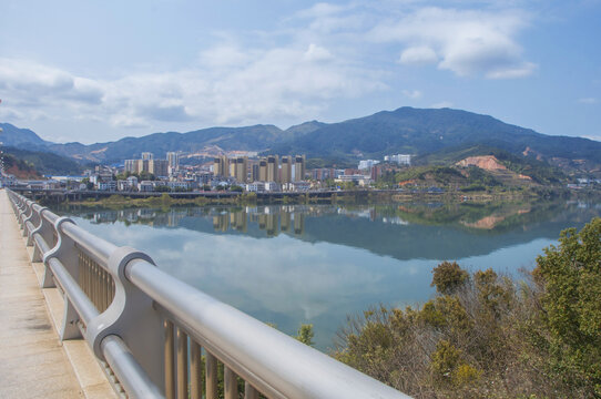 南平夏道镇江滨风景