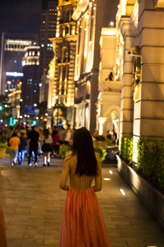 外滩美女