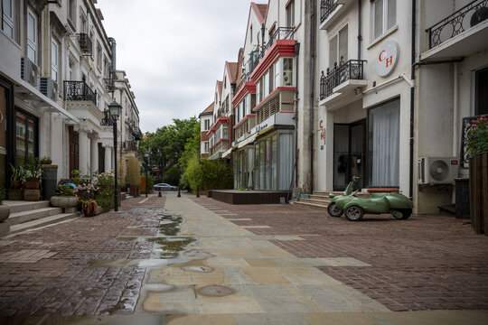 雨后的街道