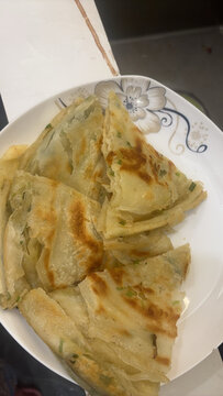家庭手工葱花饼