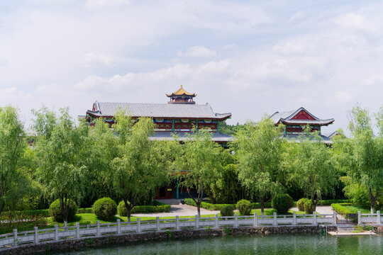 新圆明园亭台楼阁