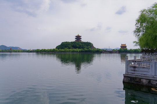 春苑湖景