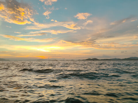 海上日落海景云彩