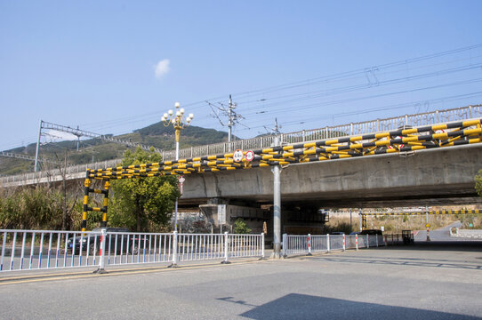 铁路桥路桥