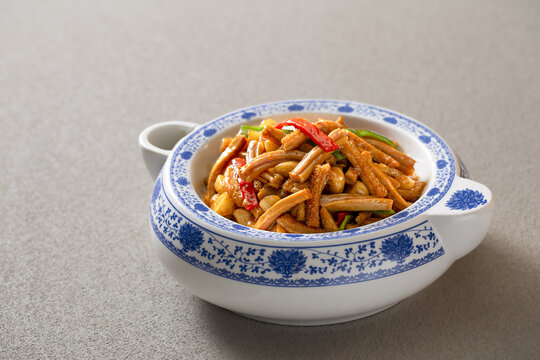 蒜烧牛肚条