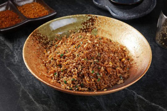 酱油炒饭
