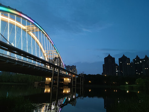 城市大桥夜景