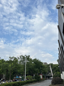 蓝天白云