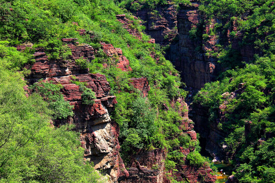 云台山红石峡