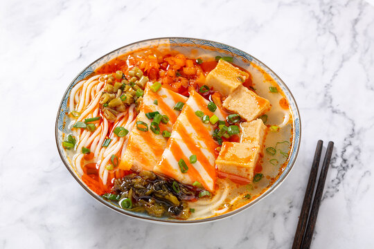 蟹排鱼豆腐米线