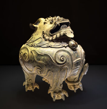 明代甪端铜熏炉