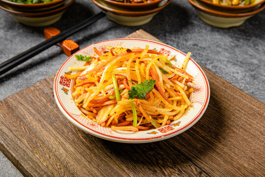 凉拌土豆丝