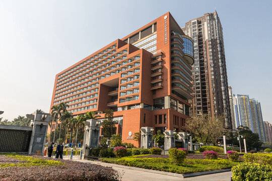 广州中山大学牌坊