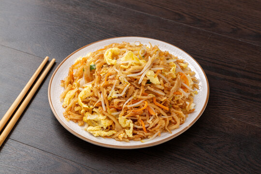 豆芽鸡蛋炒饼