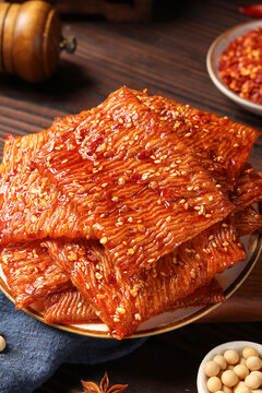湖湘平江美食大辣片酱干豆皮辣条