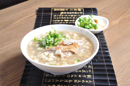 羊肉泡馍