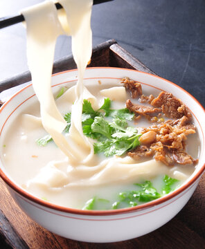 羊肉烩面