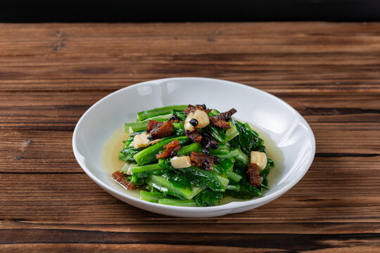 豆豉鲮鱼油麦菜