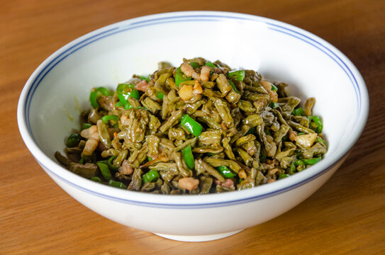 青椒炒卜豆角