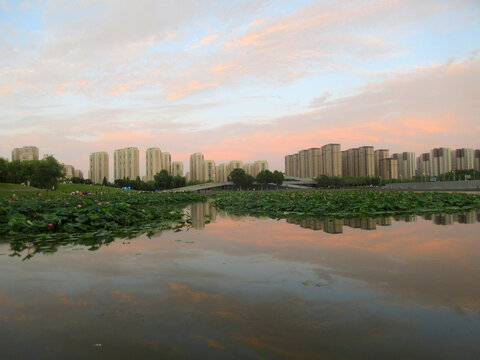 湖景房