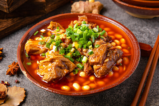 黄豆红烧牛肉