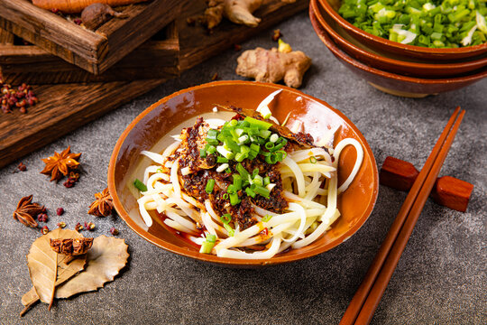 凉拌土豆丝
