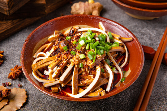 凉拌豆腐丝