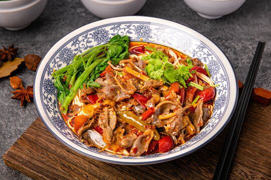重庆鸡杂小面