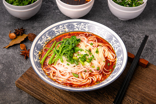 重庆香辣米线