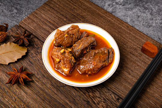 小份红烧牛肉