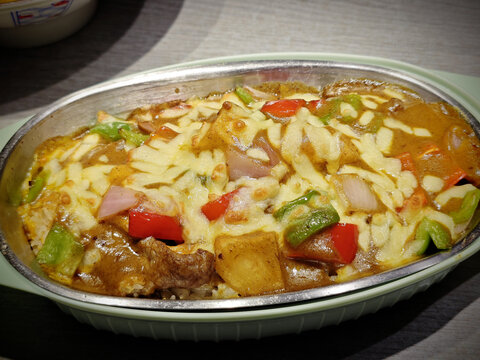 芝士咖喱牛肉焗饭