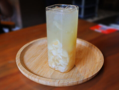 荔枝油柑