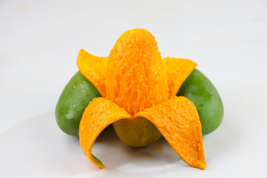 椰香芒鸡蛋芒