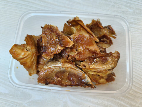 鱼嘴巴打包