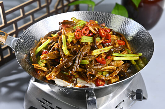 干锅鹿茸菌