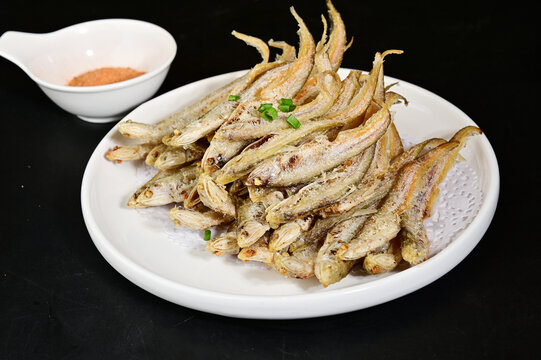 干炸黄河刀鱼
