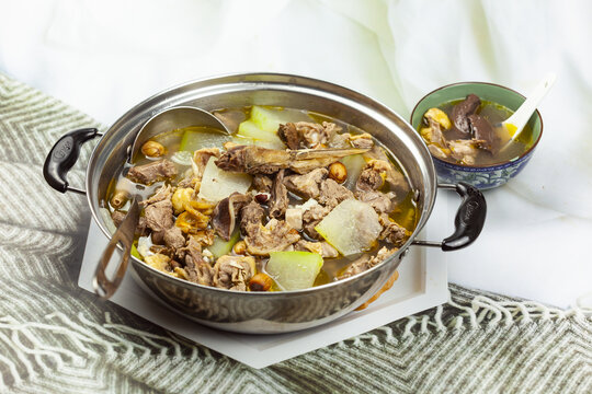 冬瓜莲子煲老鸭