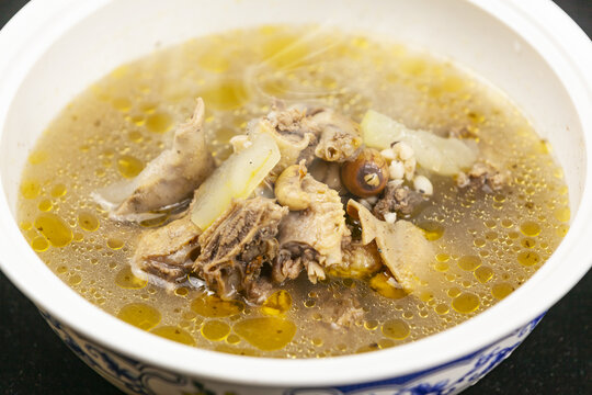 青头鸭冬瓜莲子汤