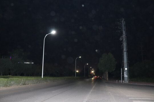 夜晚的小路